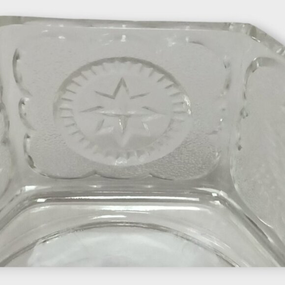 Vintage Lidded Glass Tiara Colonial Hexagon Candy Trinket Dish Eagles & … - Picture 6 of 7